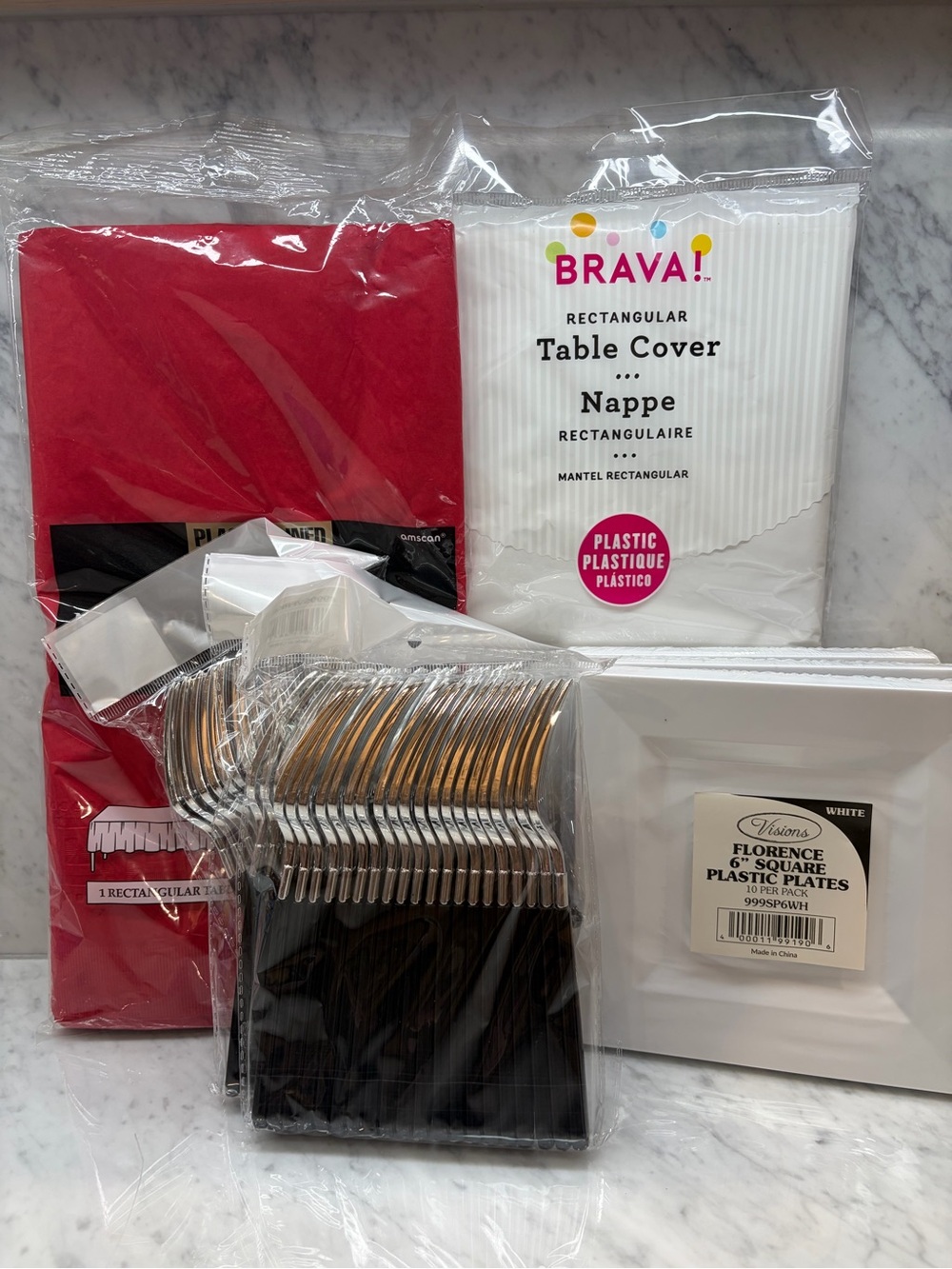 Party Tableware Bundle – Plates, Forks & Table Covers – NWT